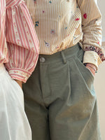 Carica l'immagine nel visualizzatore di Gallery, Pantalone Crop LOLA - JEANS VERDE SALVIA
