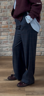 Carica l&#39;immagine nel visualizzatore di Gallery, Pantalone VIVIANE - Quadro Blu/Vino
