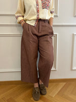 Carica l'immagine nel visualizzatore di Gallery, Pantalone Crop LOLA - JEANS MATTONE
