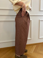 Carica l'immagine nel visualizzatore di Gallery, Pantalone Crop LOLA - JEANS MATTONE
